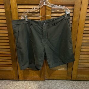 Lululemon 40 shorts